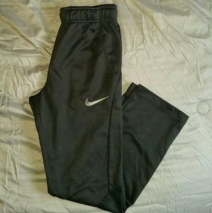 Boys Nike Athletes Pants